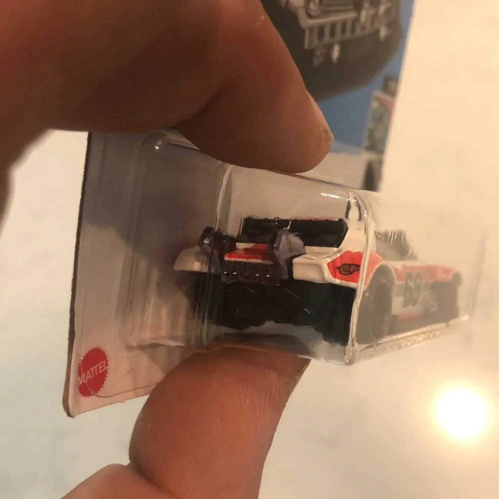 Custom '68 Camaro Toy Car - Red and White